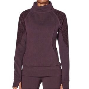 Lululemon Black Cherry Floral Flock Pullover Size 4